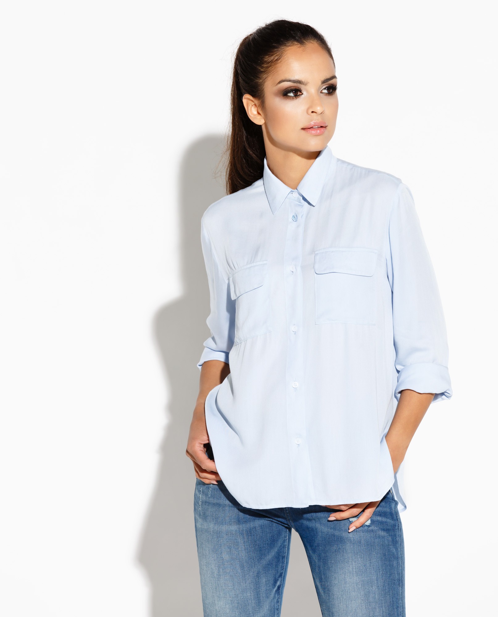 Moterų drabužių moterų mados internetinės parduotuvės gamintojas Lenkijoje