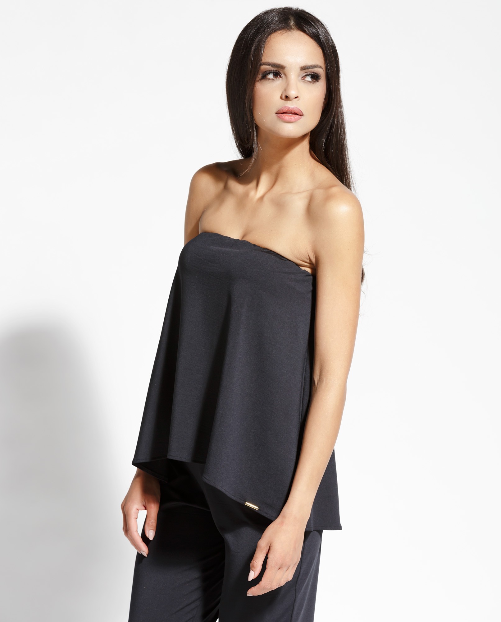 Moterų drabužių moterų mados internetinės parduotuvės gamintojas Lenkijoje